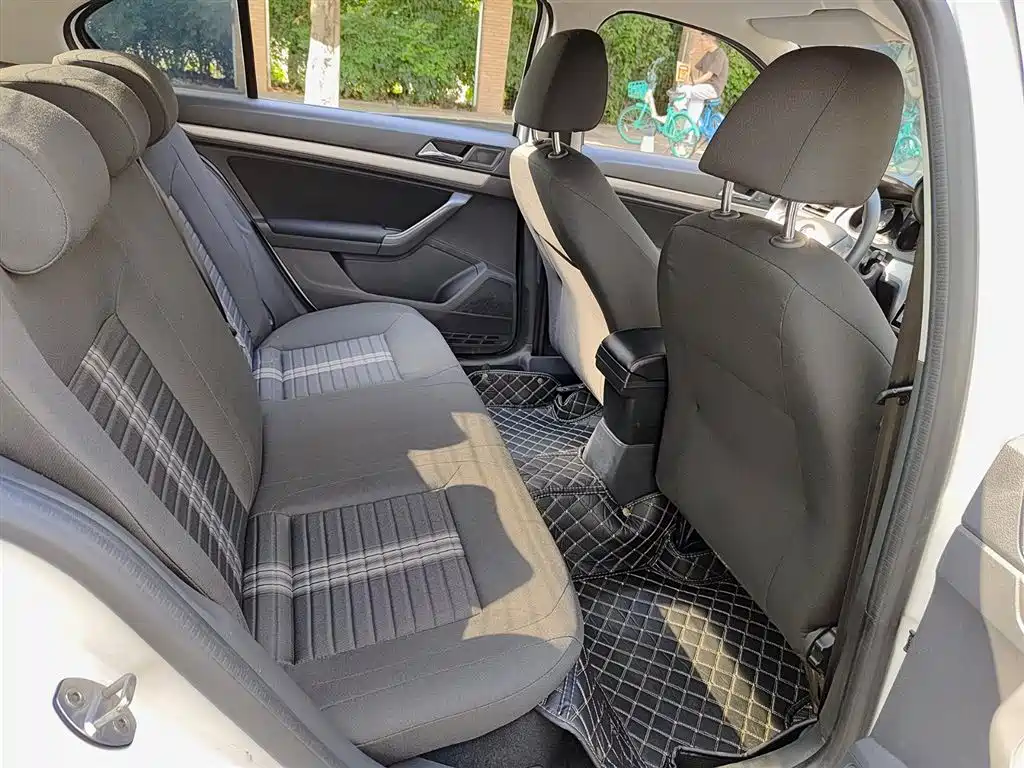 Volkswagen Lavida 2019 Lavida Start 1.5L Auto Trend (China VI) фото 11