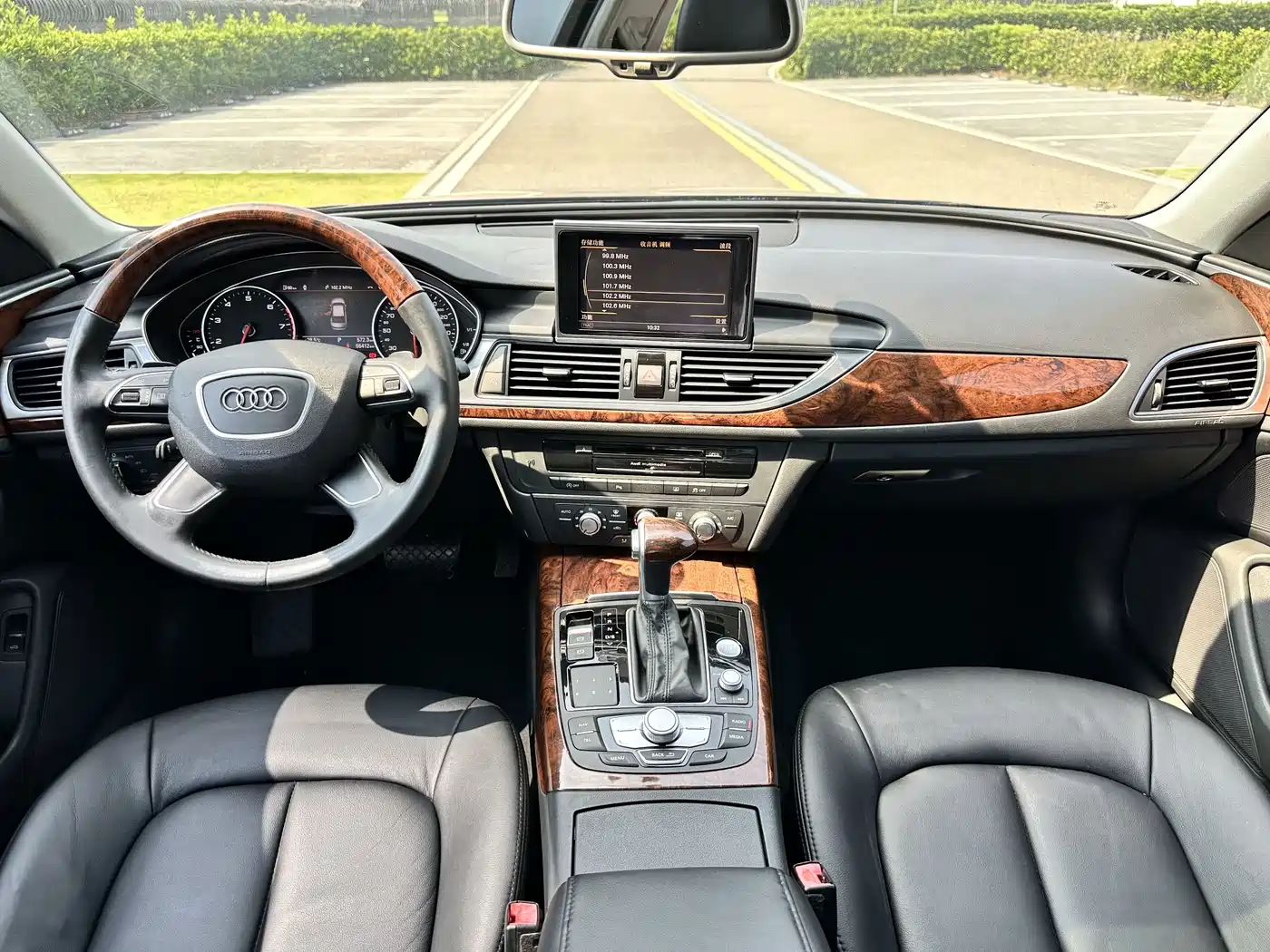Audi A6L 2014 30 FSI Technology фото 8
