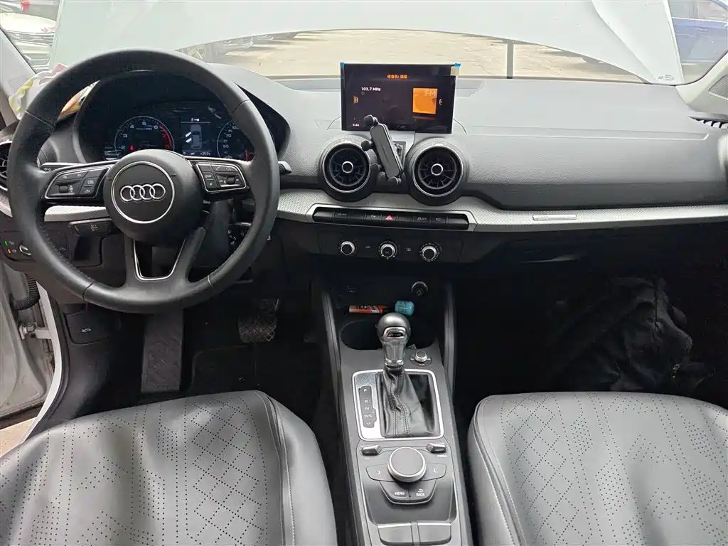 Audi Q2L 2020 35 TFSI Progressive Dynamic Model фото 10
