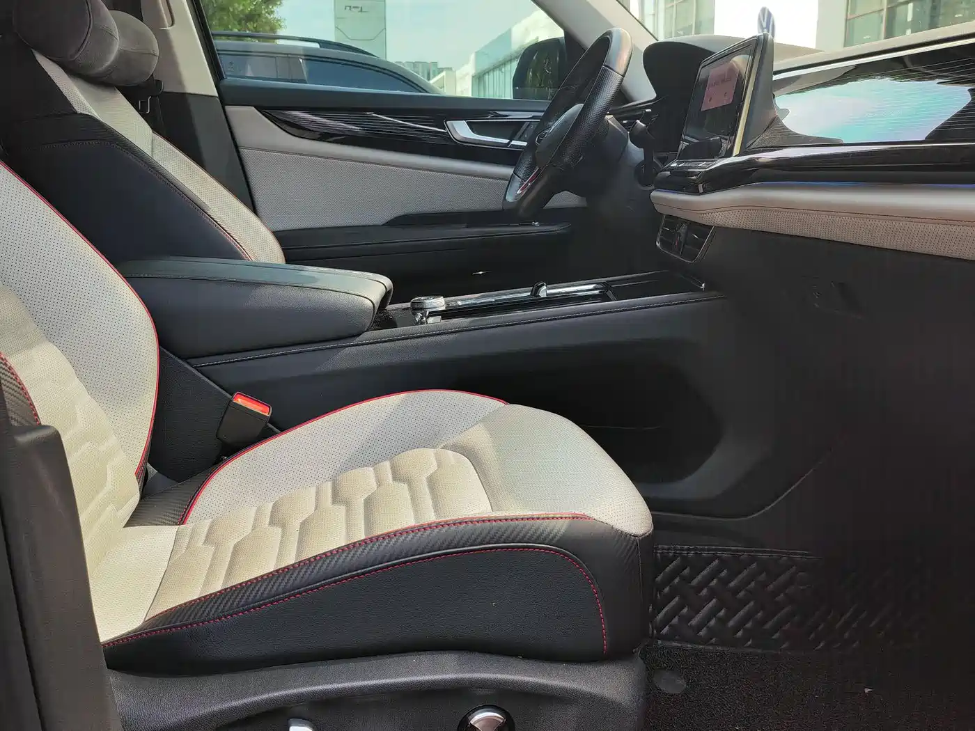 Volkswagen Teramont 2021 Teramont X 380TSI 4WD Premium Luxury Edition фото 6