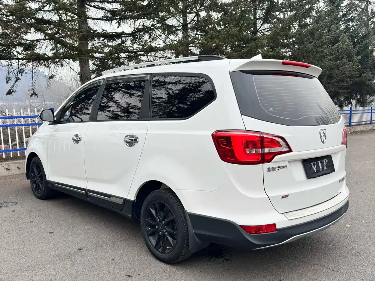 Фото 9 - Baojun 730