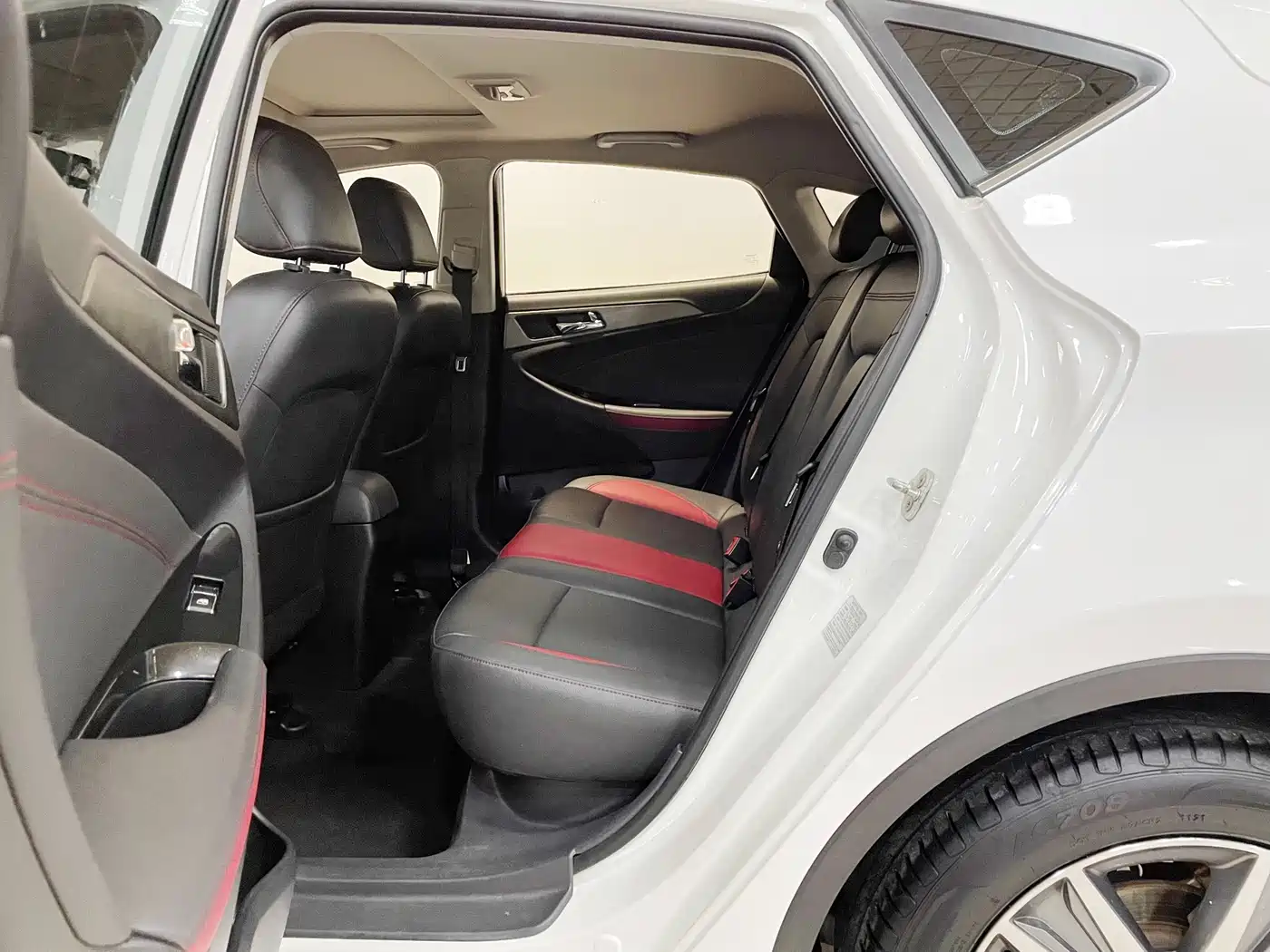 Changan Eado XT 2017 2016 1.6L Manual Stylish Cool Edition