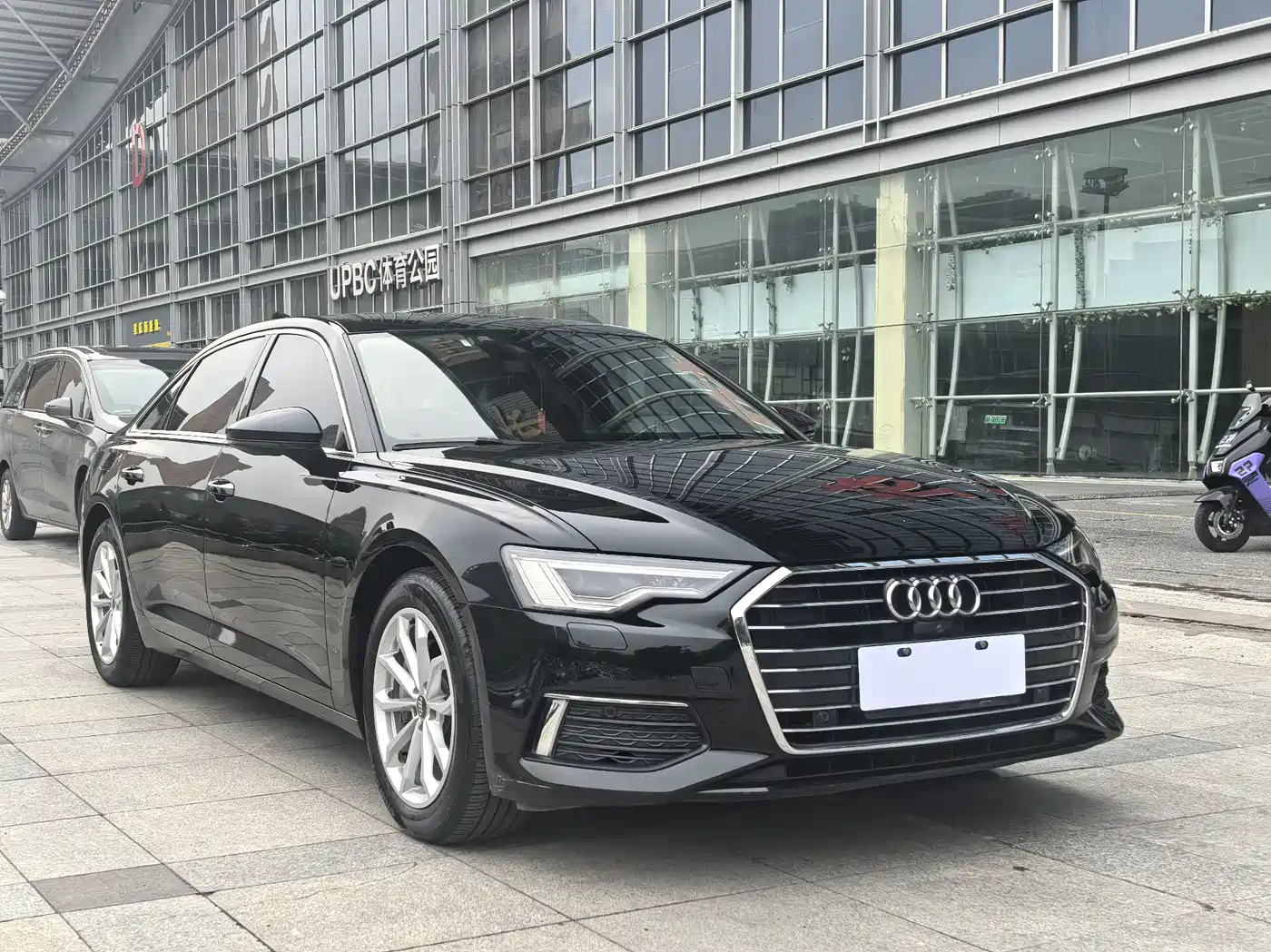 Audi A6L 2021 40 TFSI Luxury Elegance фото 3
