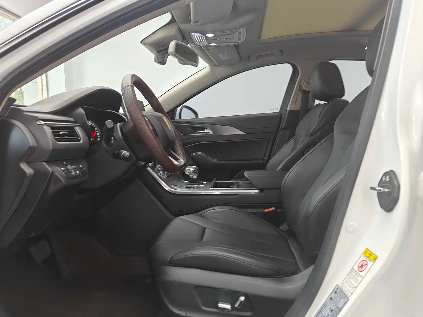Hongqi H5 2020 1.8T Automatic Smart Connection Qi Enjoy Edition фото 9