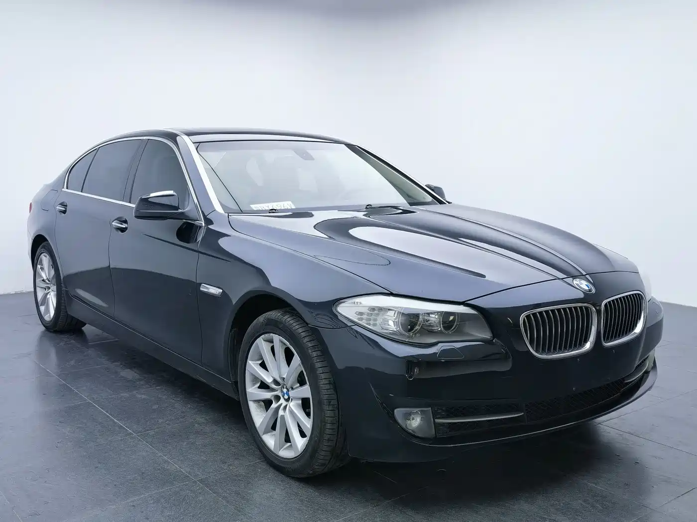 BMW 5 Series 2011 535Li Luxury фото 3