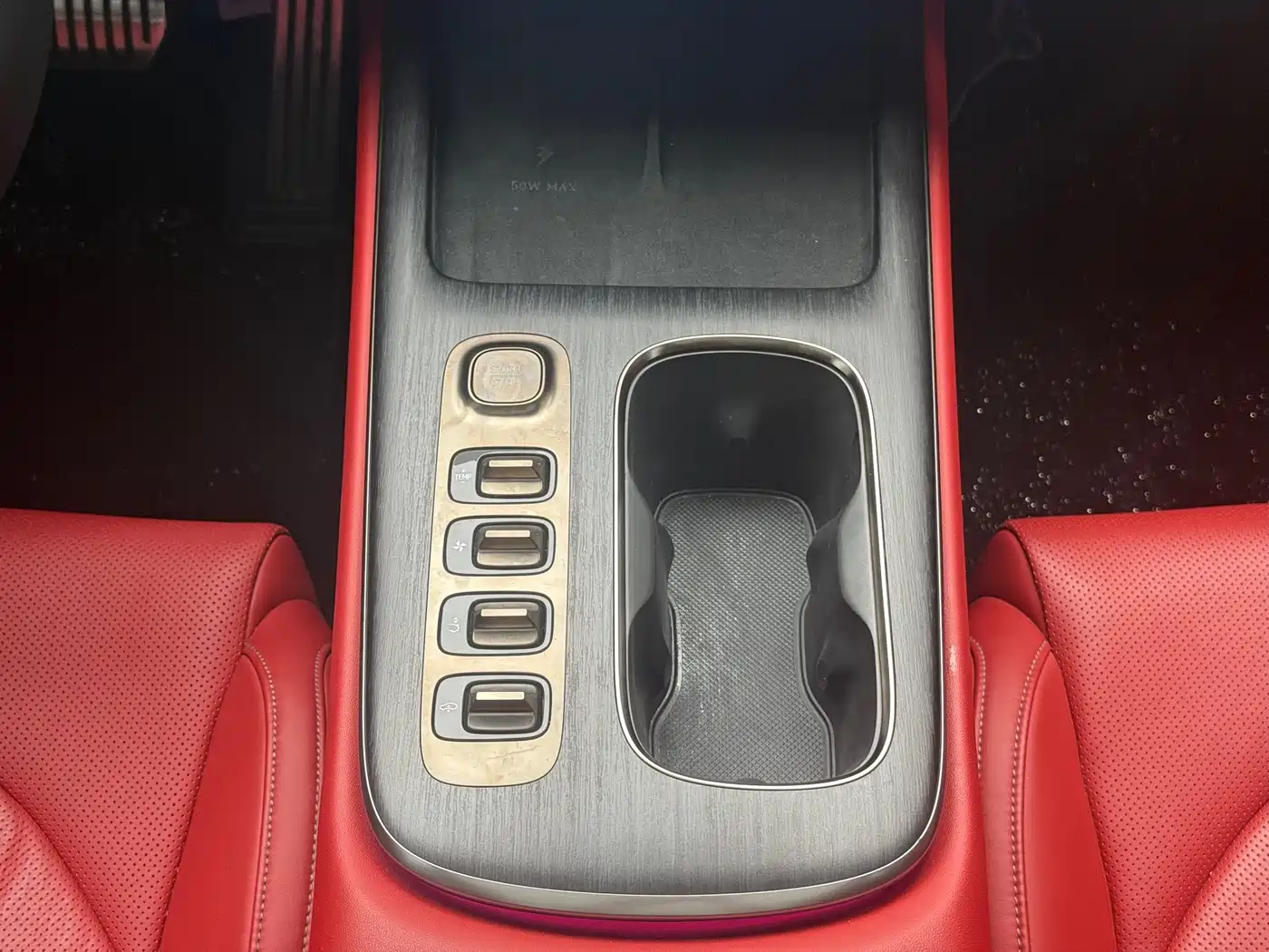 Xiaomi Auto Xiaomi SU7 2024 AWD Extended Range Advanced Smart Driving Max Edition фото 11