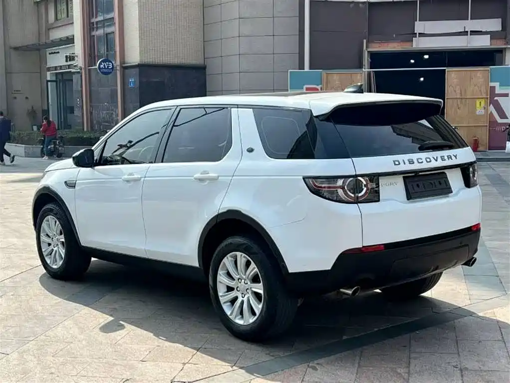 Land Rover Discovery Sport 2018 240PS PURE Edition фото 7