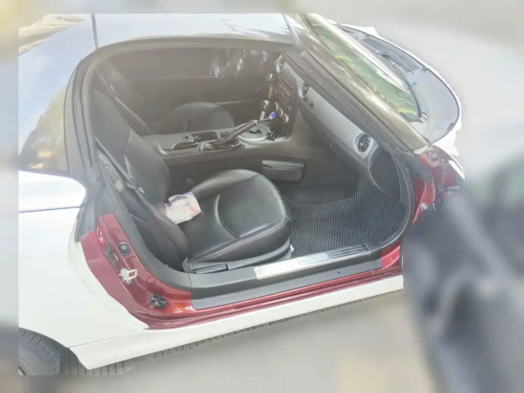 Mazda MX-5 2010 2009 2.0