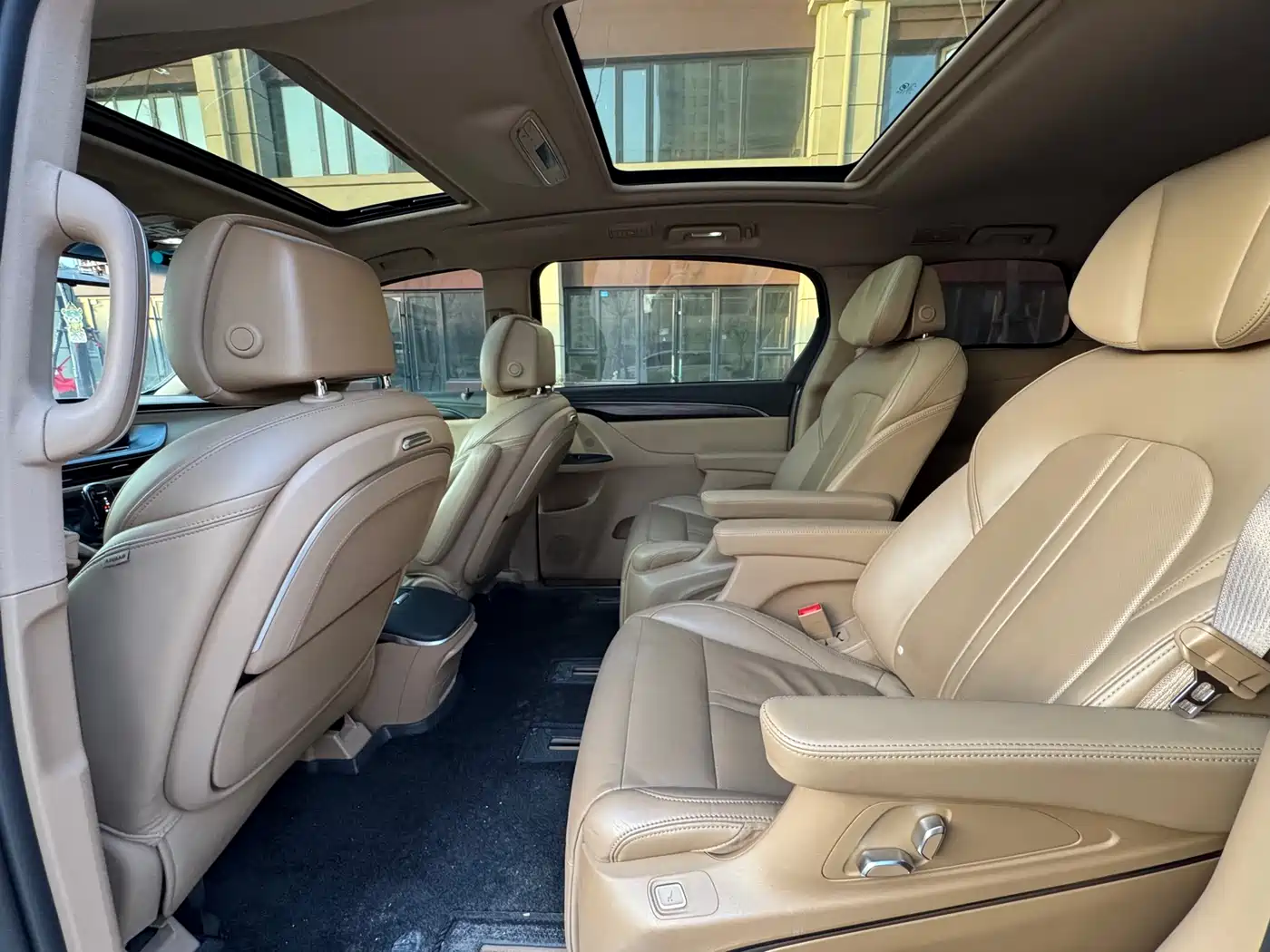 Buick GL8 2021 ES Landlord 653T Luxury фото 6