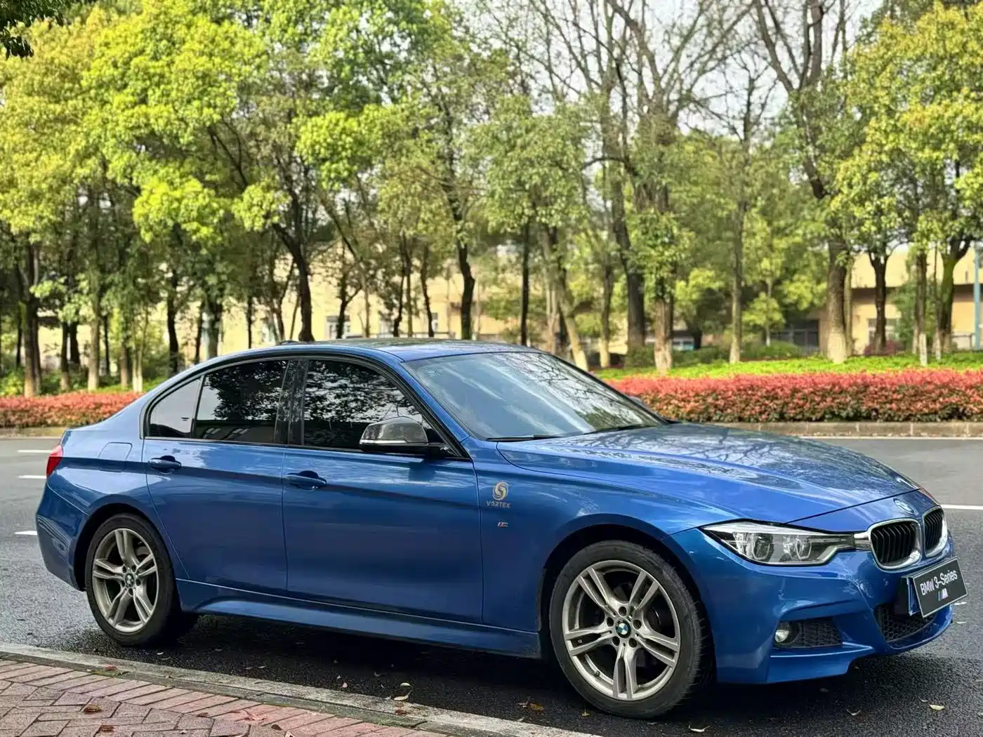 BMW 3 Series 2017 330i M Sport фото 3