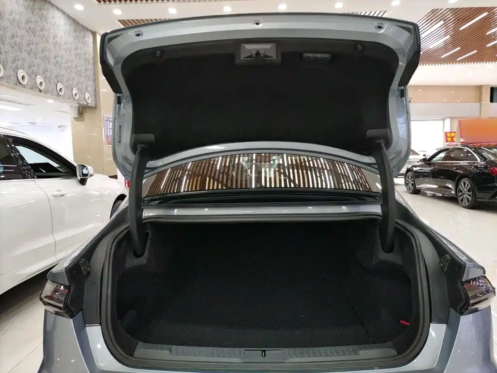 Lincoln Z 2023 2022 Model iEnjoy Luxury Edition
