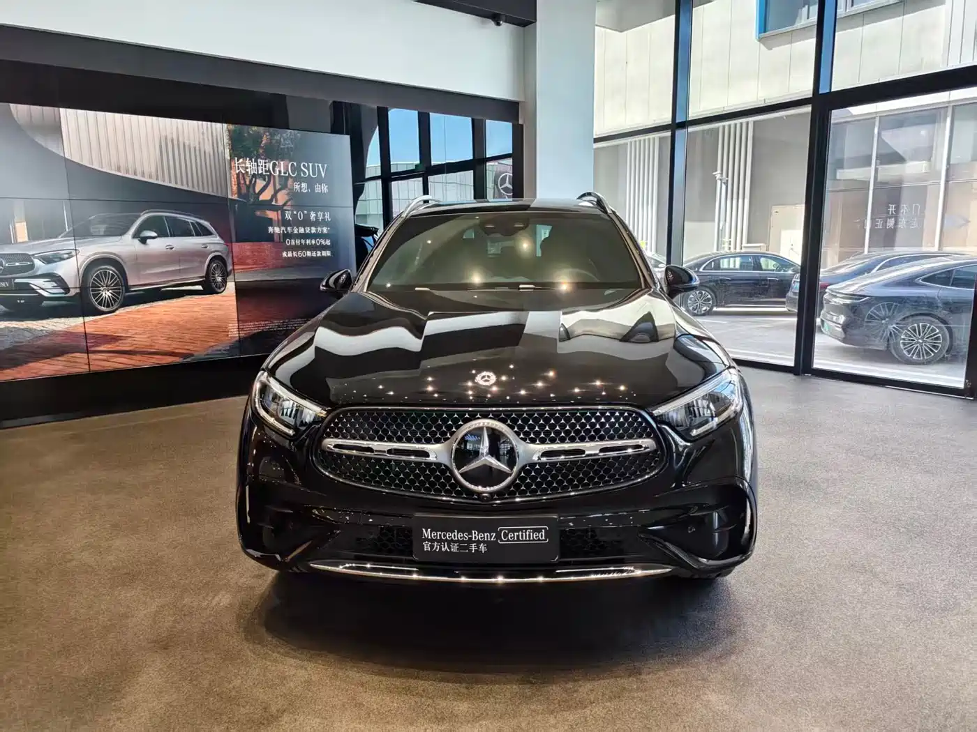 MERCEDES-BENZ GLC
