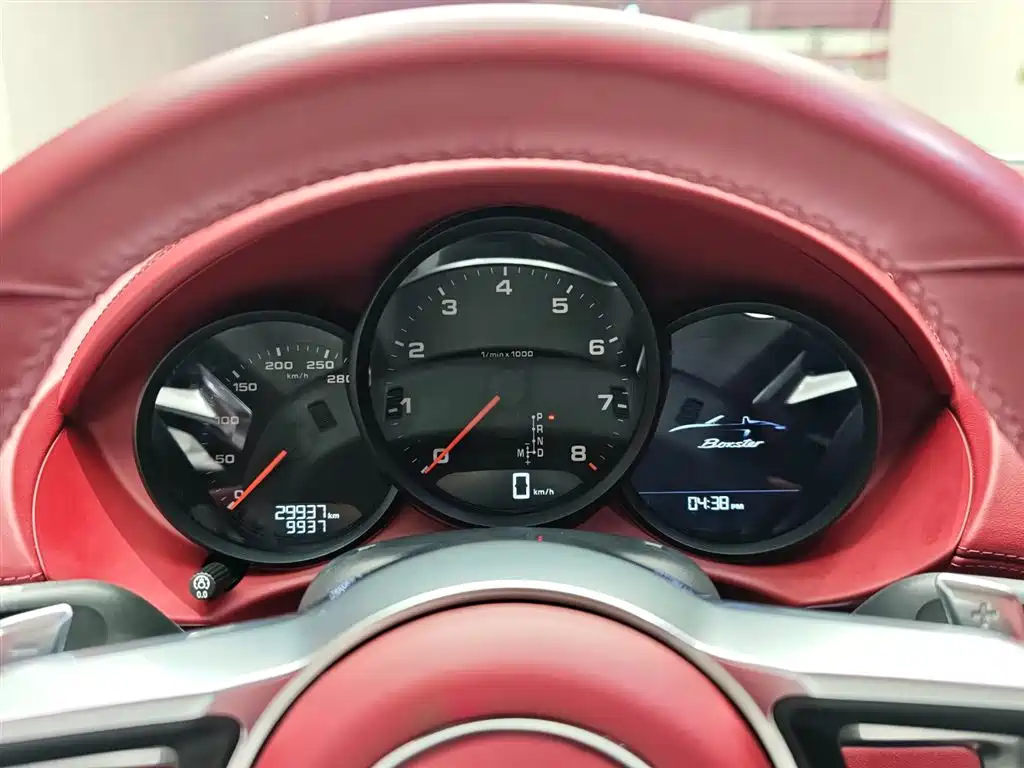 PORSCHE 718