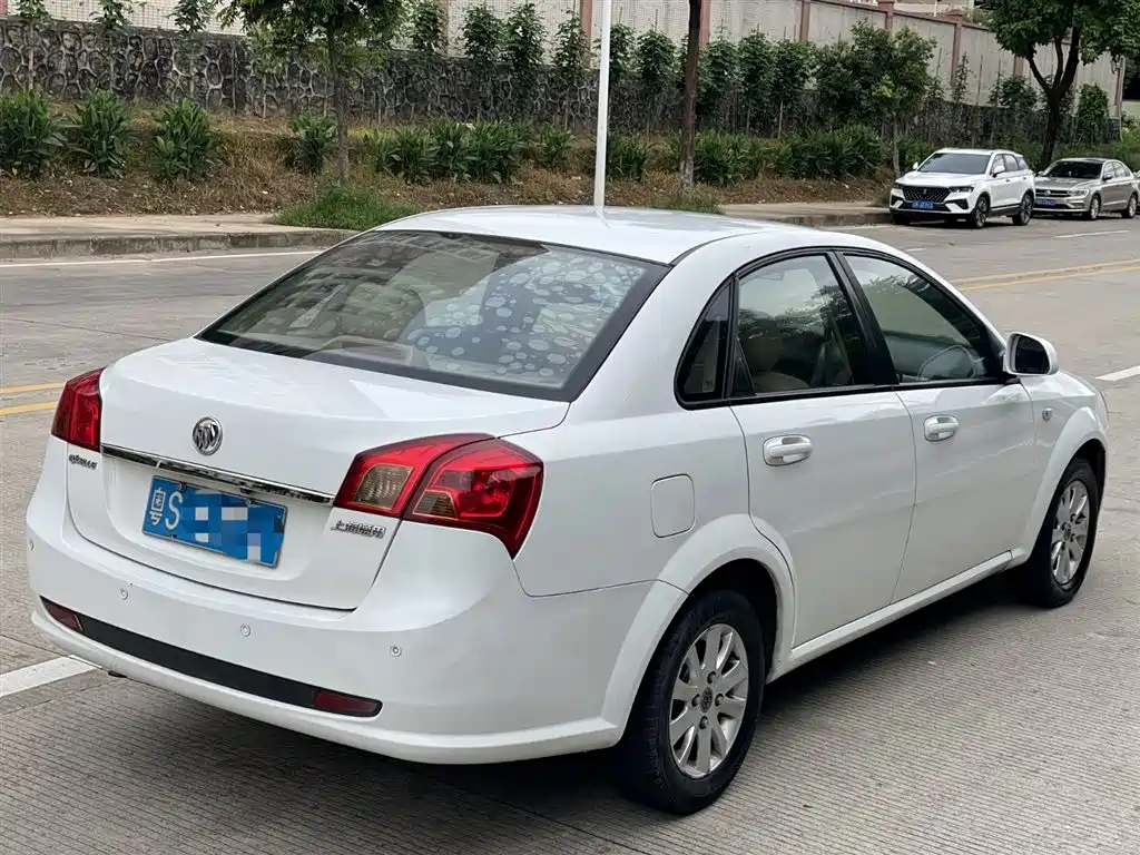 Buick Excelle 2013 1.5L Automatic Classic фото 3