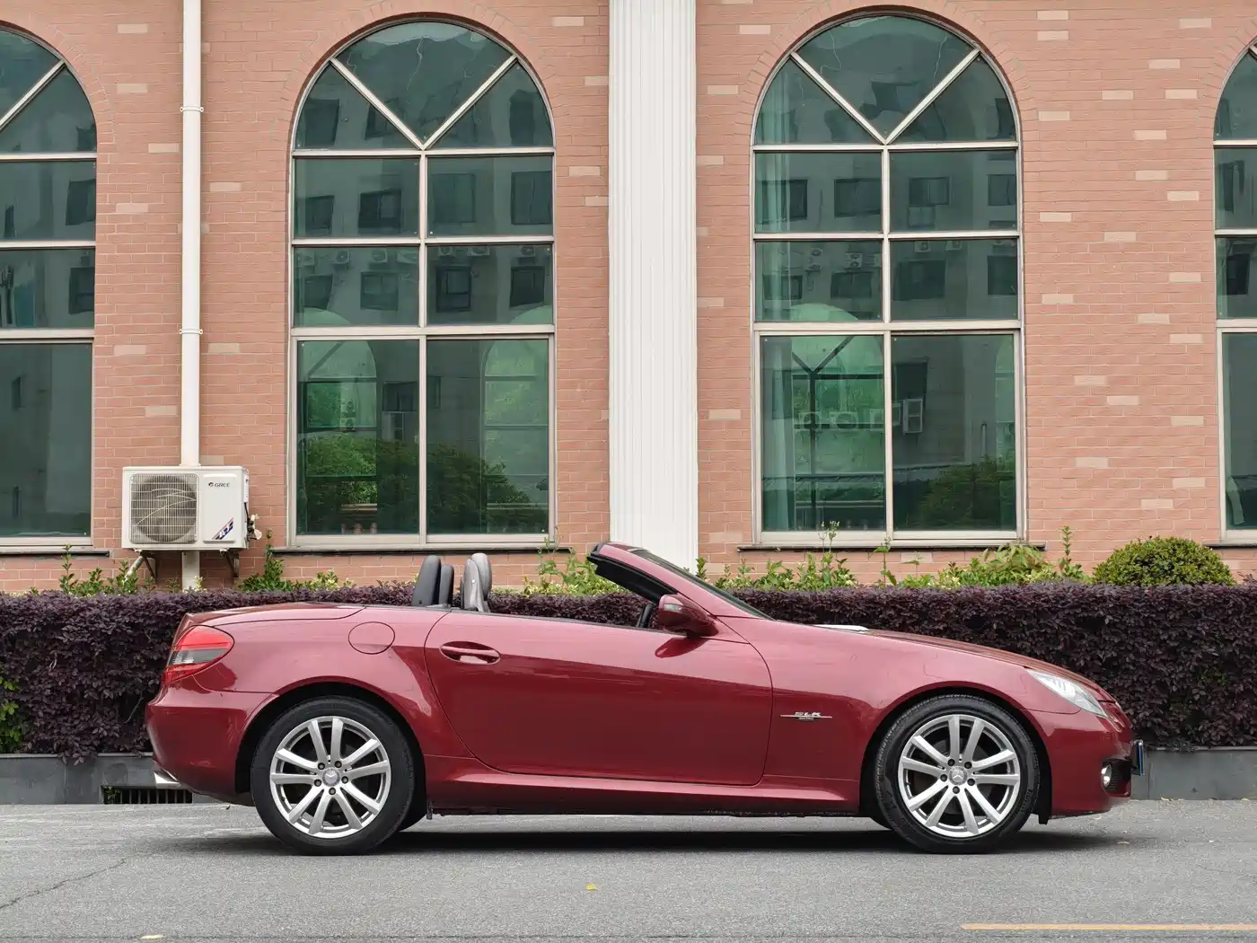 Mercedes-Benz SLK-Class 2010 Model SLK 200K Grand Edition фото 7