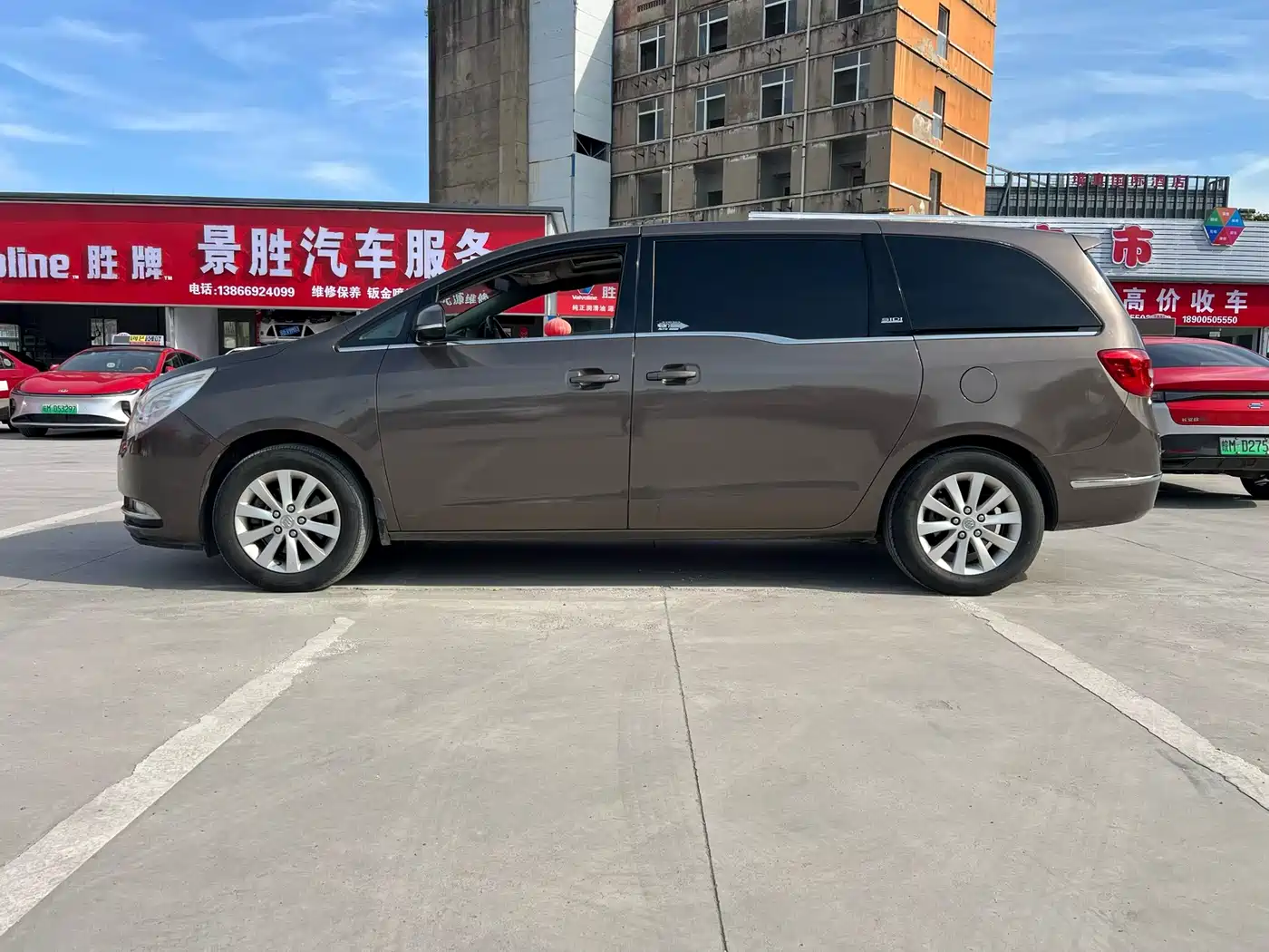 Buick GL8 2015 2.4L Luxury Business Exclusive Edition фото 4