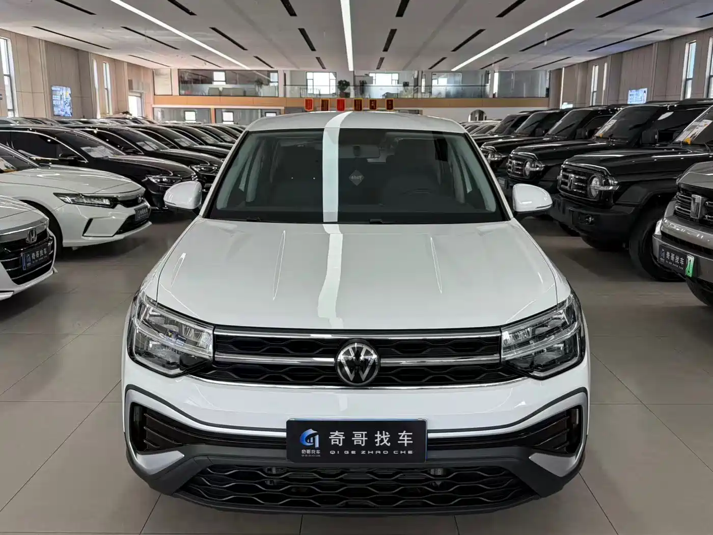 Volkswagen Tharu 2023 300TSI 2WD New Moon Edition фото 2