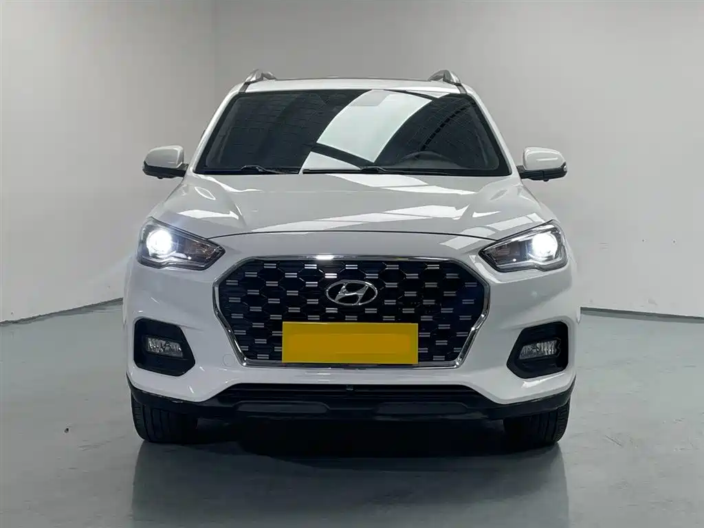 Hyundai Beijing Hyundai ix35 2019 1.4T DCT 2WD Zhiyong·Enjoy China V фото 3