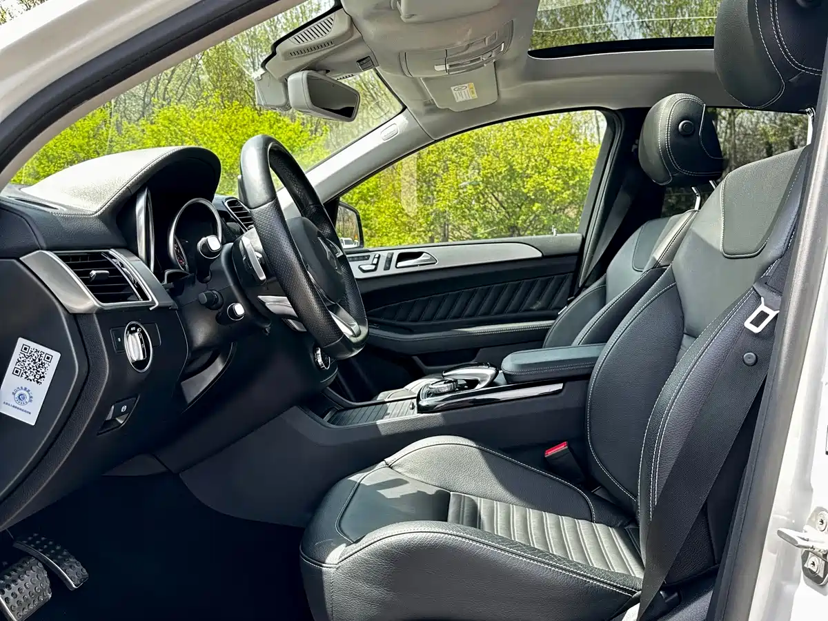 Mercedes-Benz GLE Coupe 2015 GLE 450 AMG 4MATIC Coupe SUV фото 10