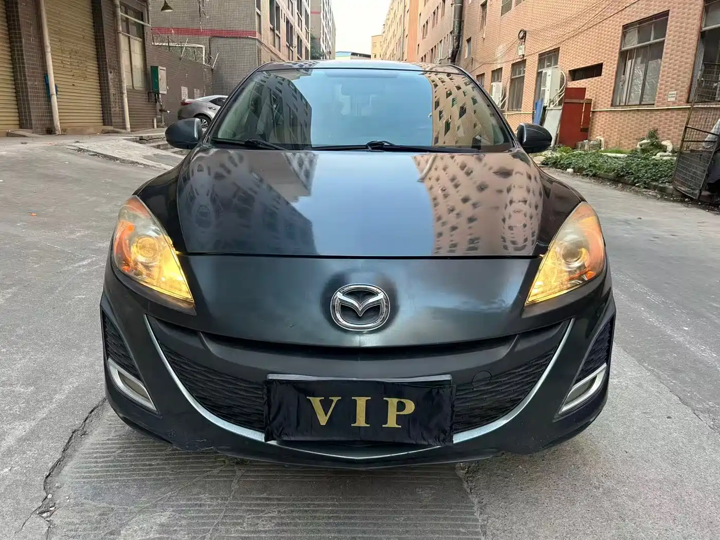 Mazda Mazda3 Axela 2012 2011 Sedan 1.6L Automatic Comfort
