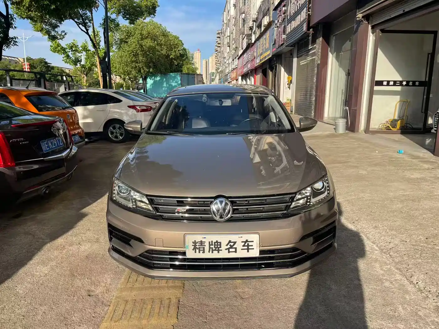 Volkswagen Sagitar 2018 280TSI DSG Spark Edition фото 2