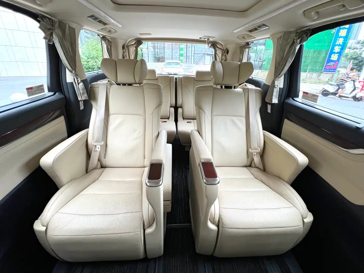 Toyota Alphard 2015 3.5L Luxury Edition фото 8