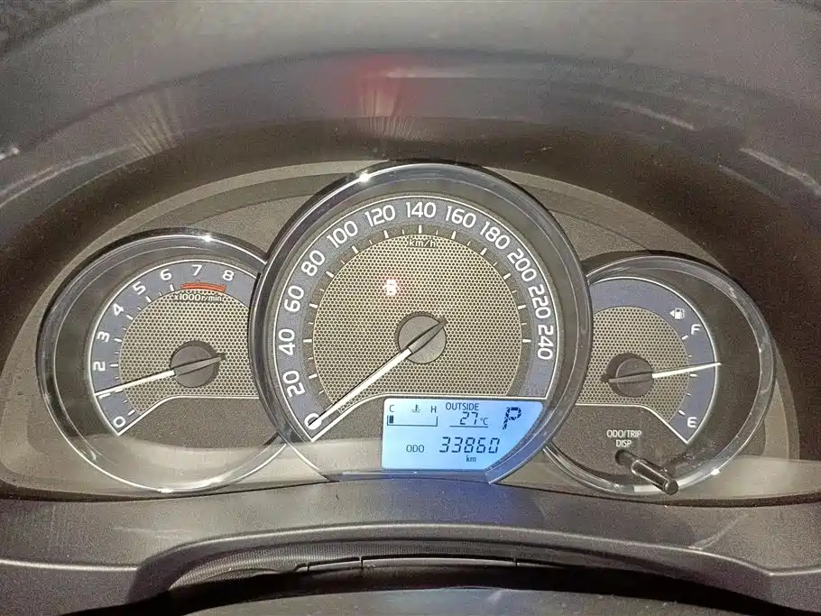 Toyota Levin 2014 1.6G-L CVT Premium Edition фото 14
