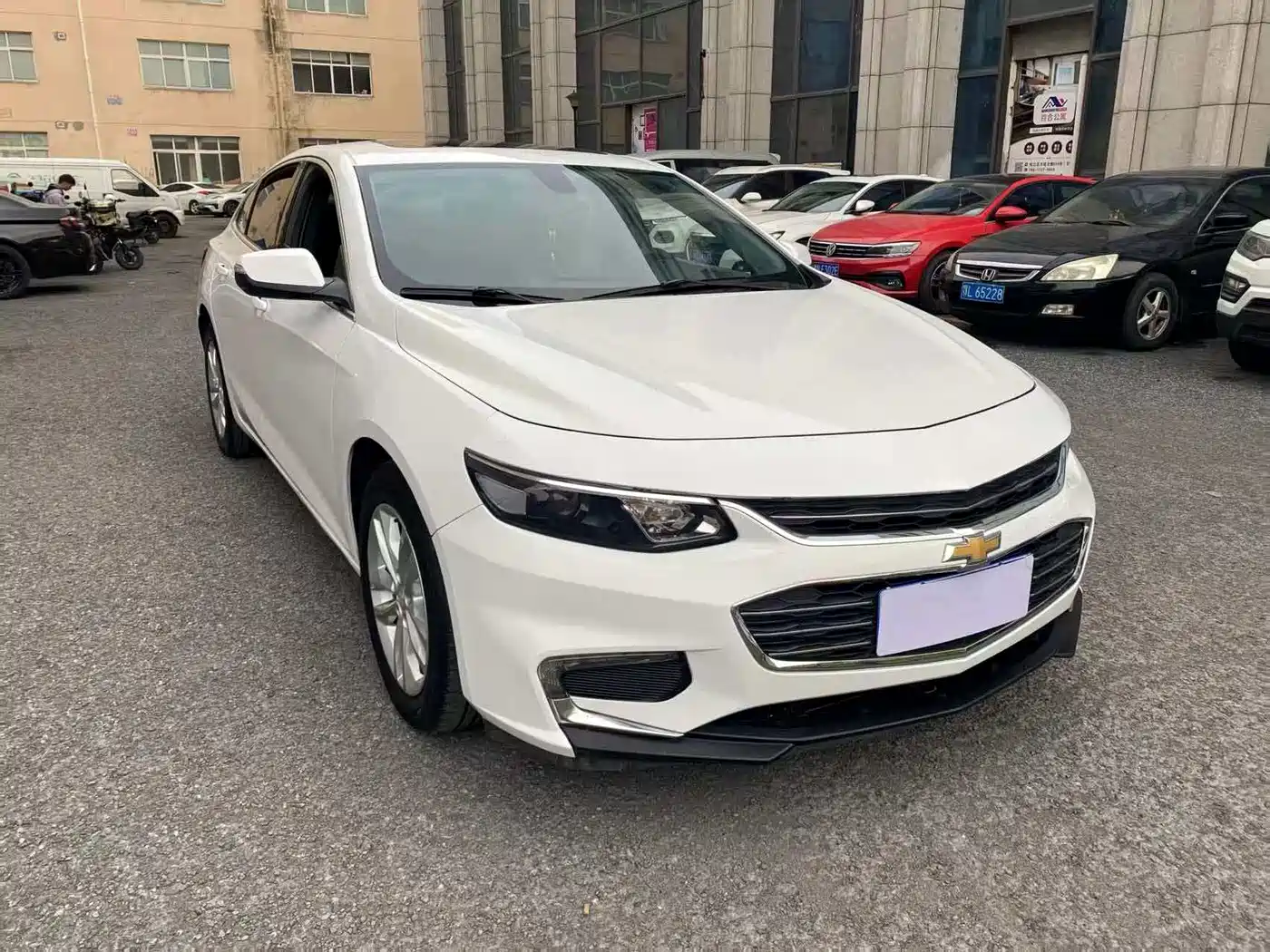 Chevrolet Malibu XL 2016 1.5T DCT Sharp Enjoyment Edition фото 3