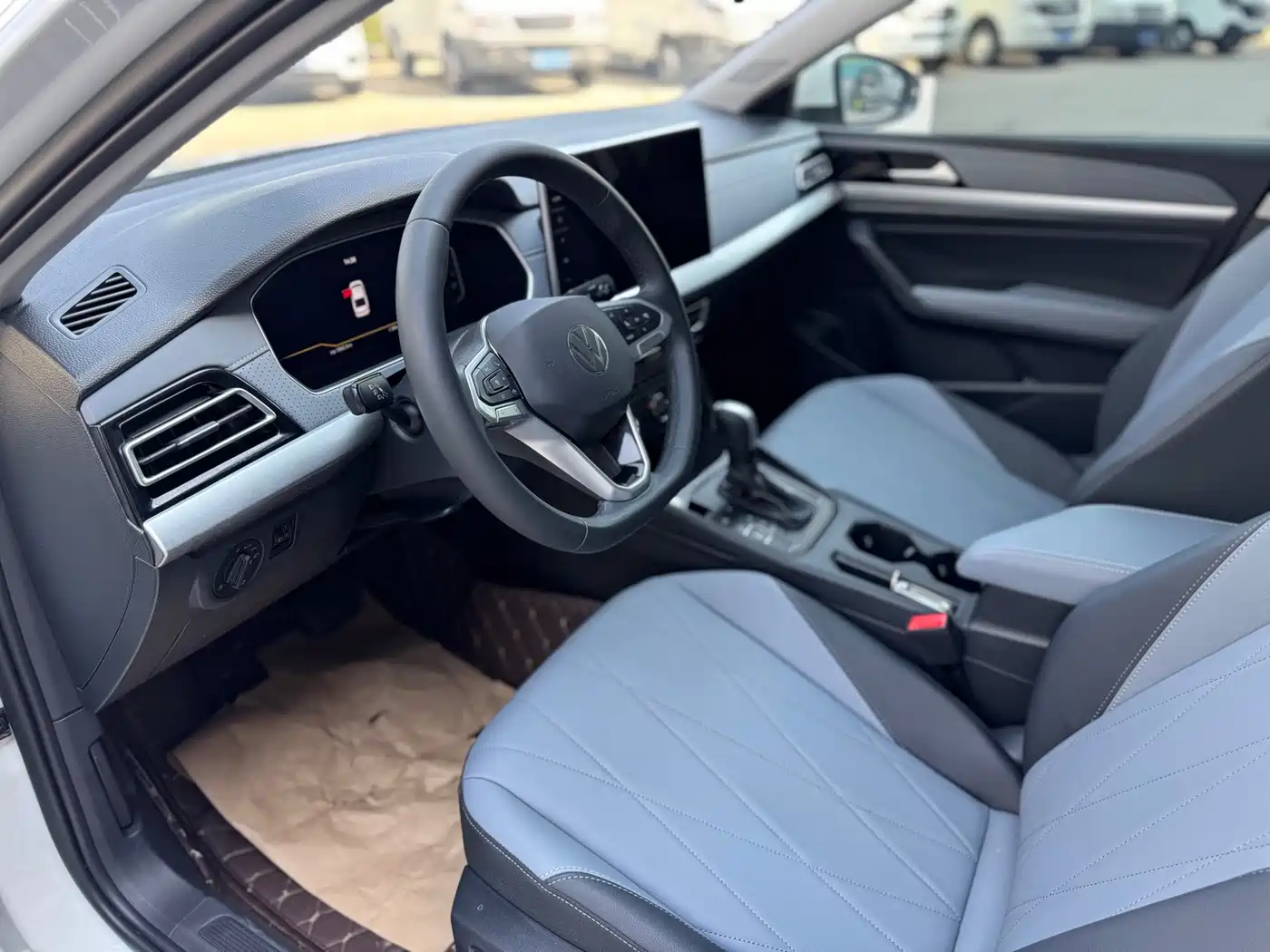 Volkswagen Lavida 2024 Model 1.5L Automatic Starlight 5 Million Edition фото 9