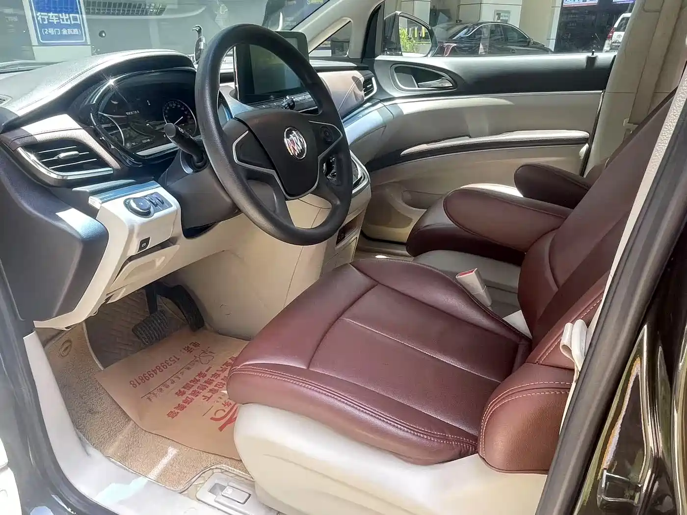 Buick GL8 2021 Land Business Class 652T Comfort фото 7