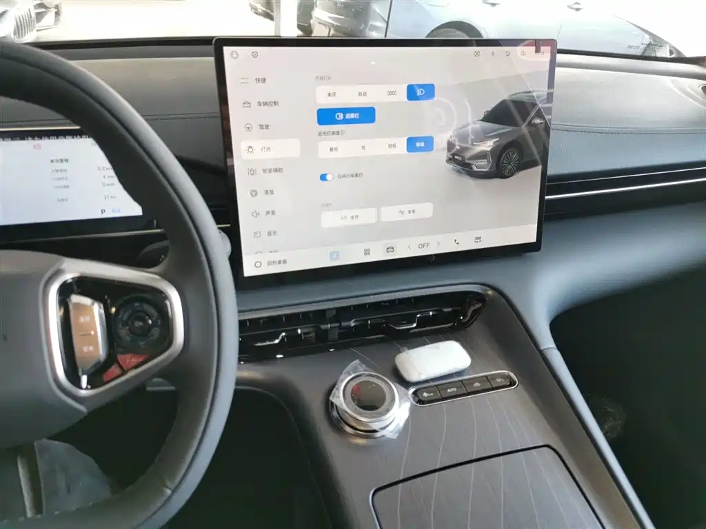 Geely Galaxy Galaxy E5 2026 530km Voyager Edition фото 13
