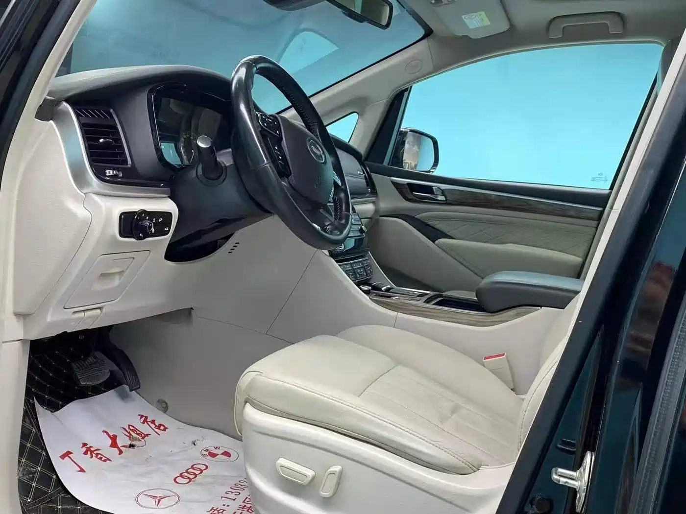 GAC Trumpchi Trumpchi M8 2018 320T Premium Edition фото 4