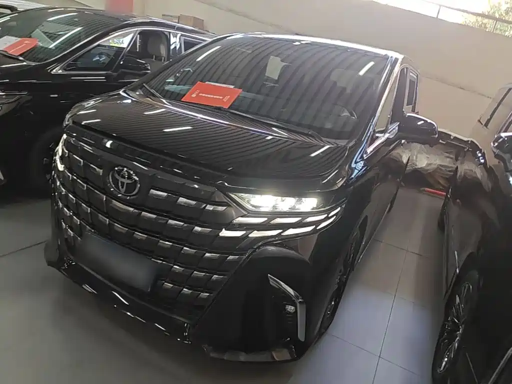 TOYOTA ELFA