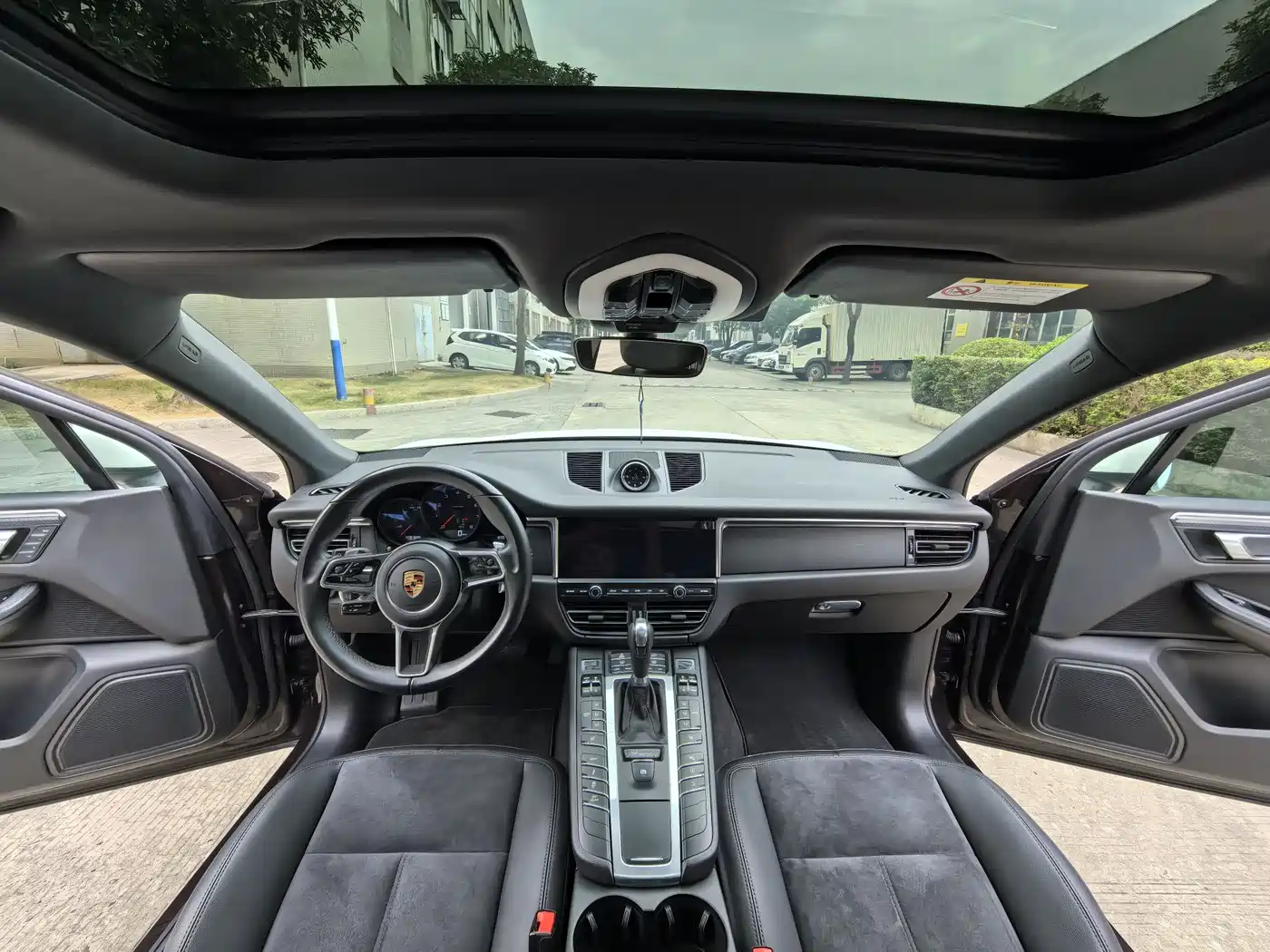 Porsche Macan 2018 Macan 2.0T фото 14
