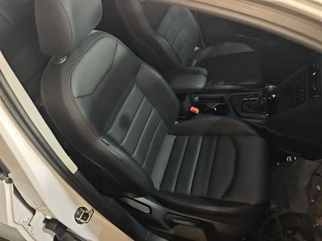 Volkswagen Tharu 2021 280TSI 2WD Luxury Plus фото 20