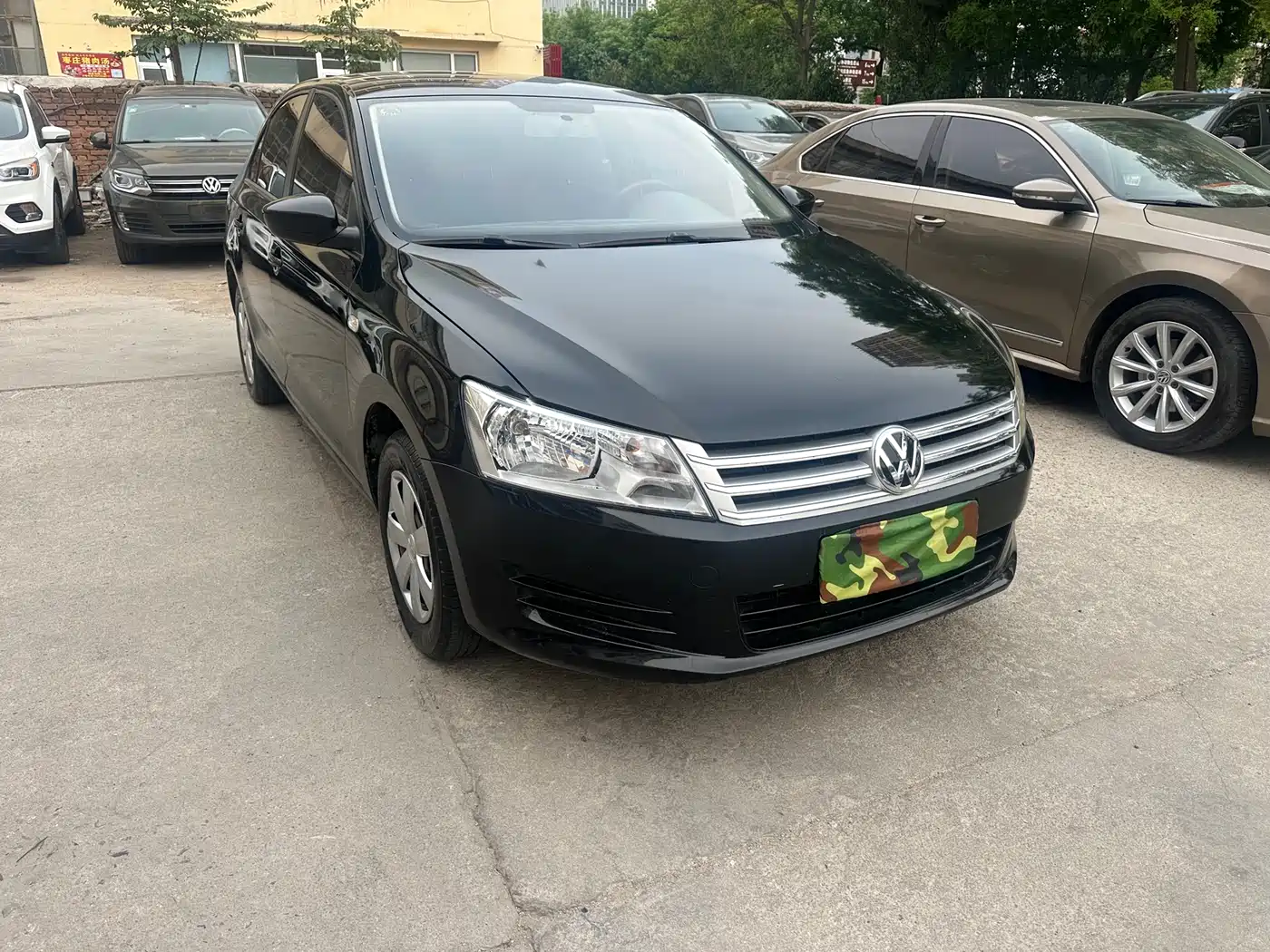 Volkswagen Santana 2015 1.6L Manual Trend Edition фото 3