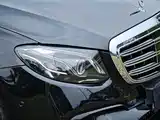 Photo 9 - Mercedes-Benz E-Class