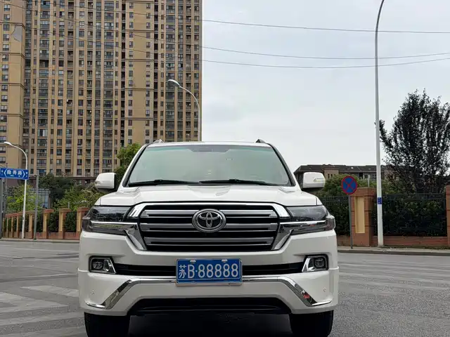  Toyota Land Cruiser 2010 Model 4.7L Automatic VX
