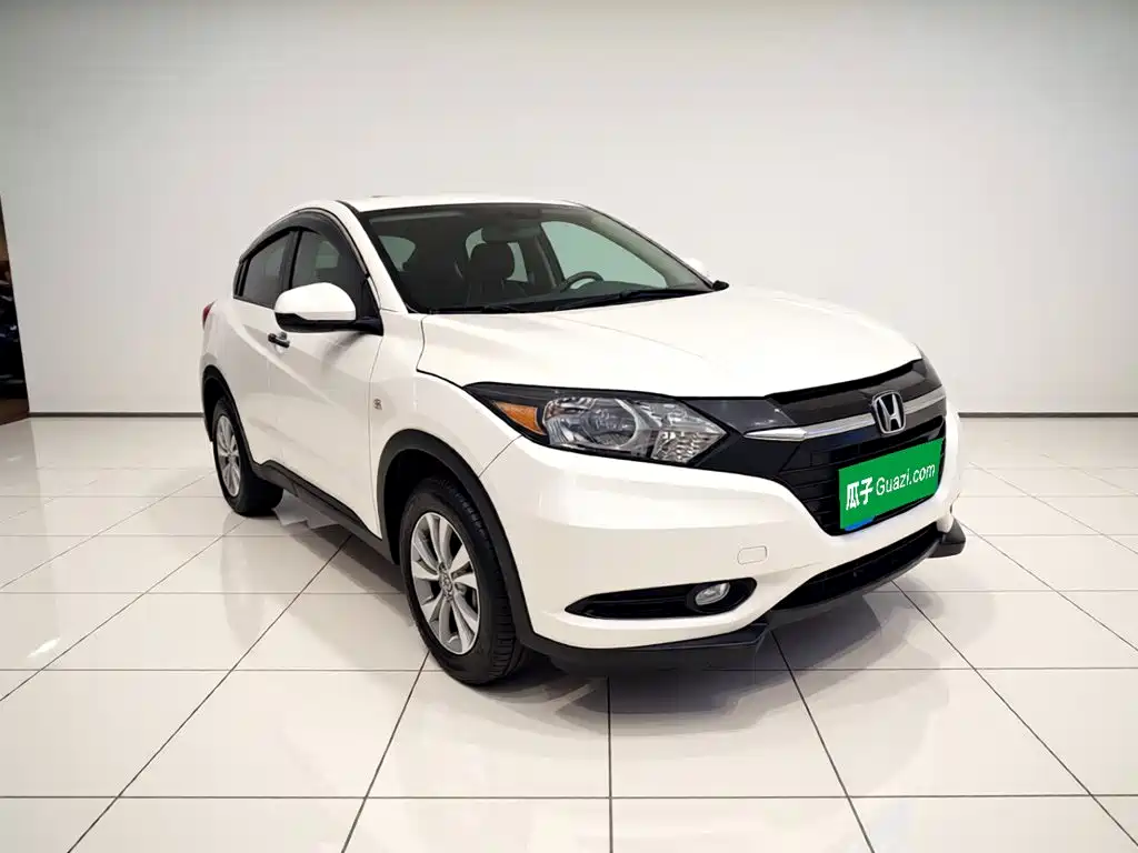 Honda Vezel 2015 2015 1.8L CVT FWD Elite