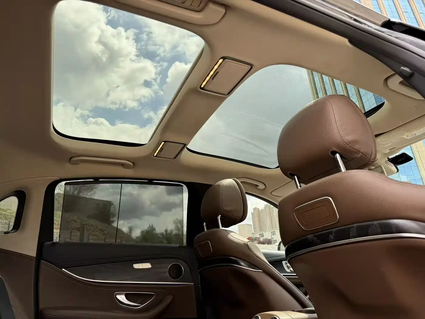 Mercedes-Benz E-Class 2018 E 300 L Sport Fashion фото 11