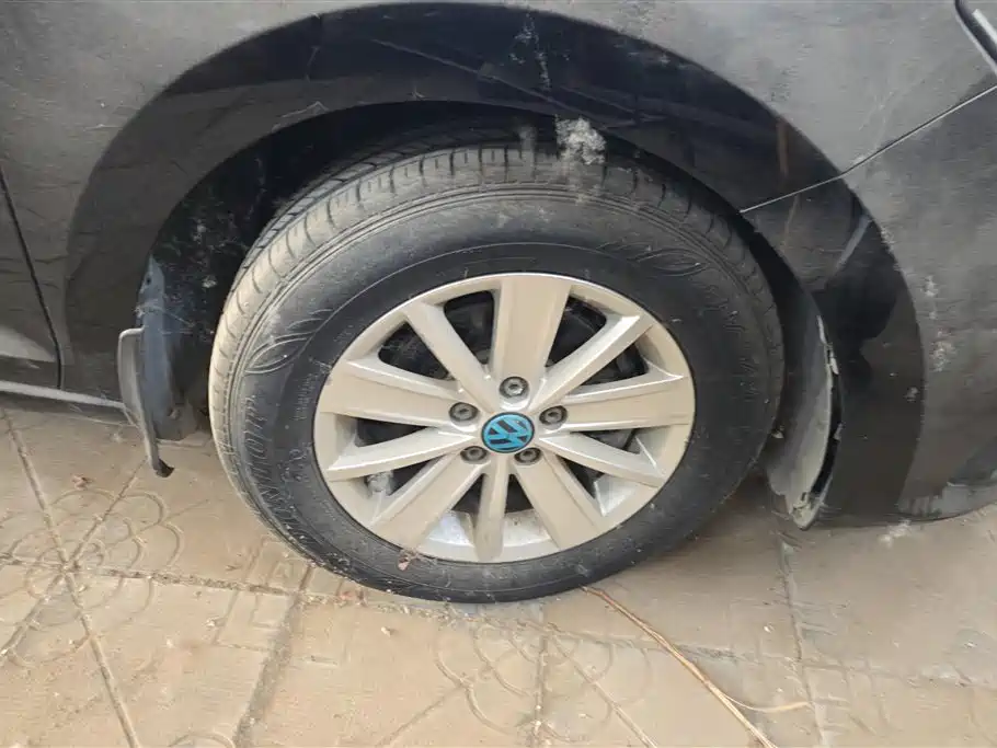 Volkswagen Santana 2016 1.4L Manual Trend Edition фото 6