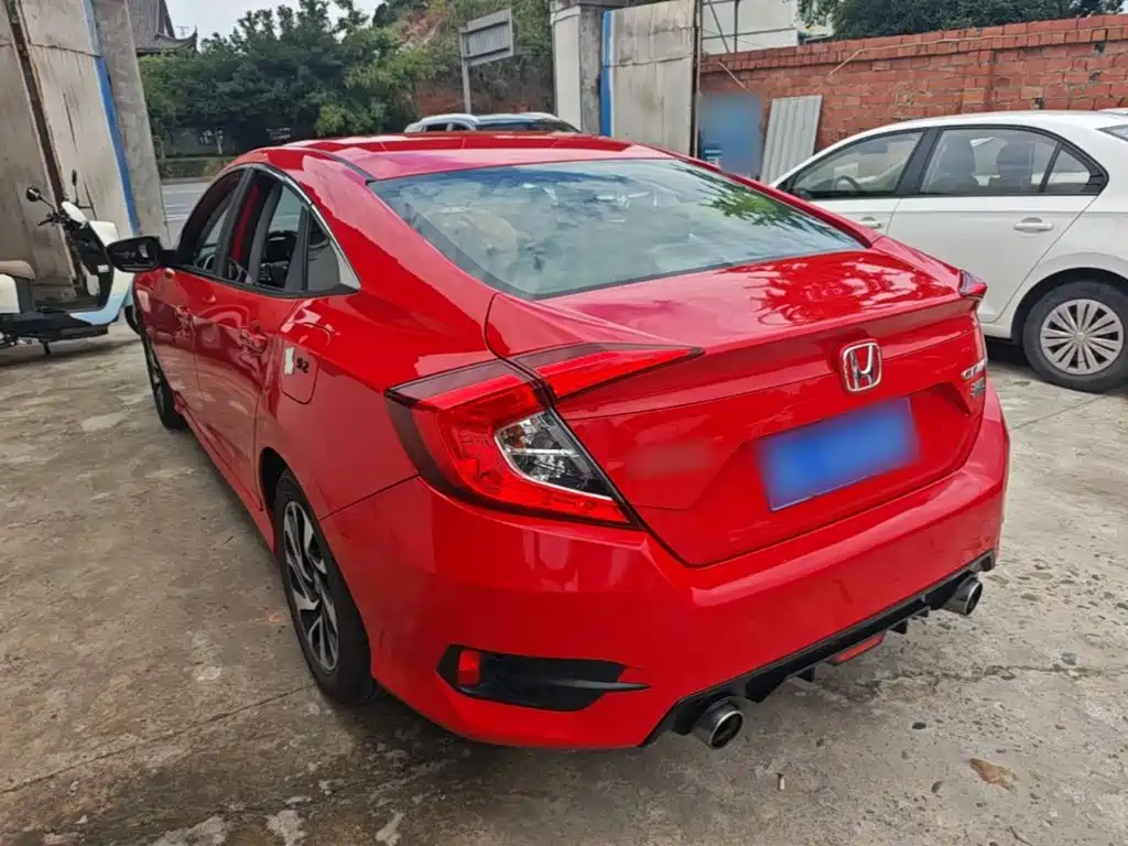 Фото 5 - Honda Civic