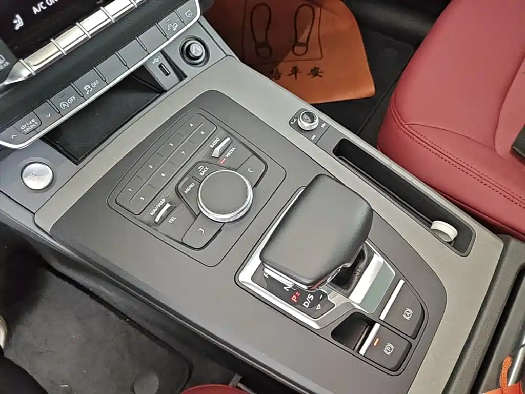 Audi Q5L 2018 40 TFSI Premium Progressive China VI фото 14