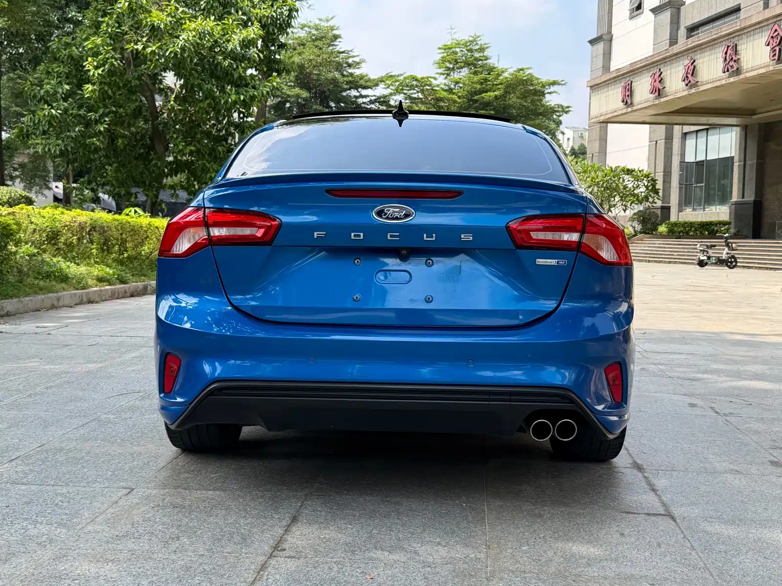 Фото 13 - Ford Focus