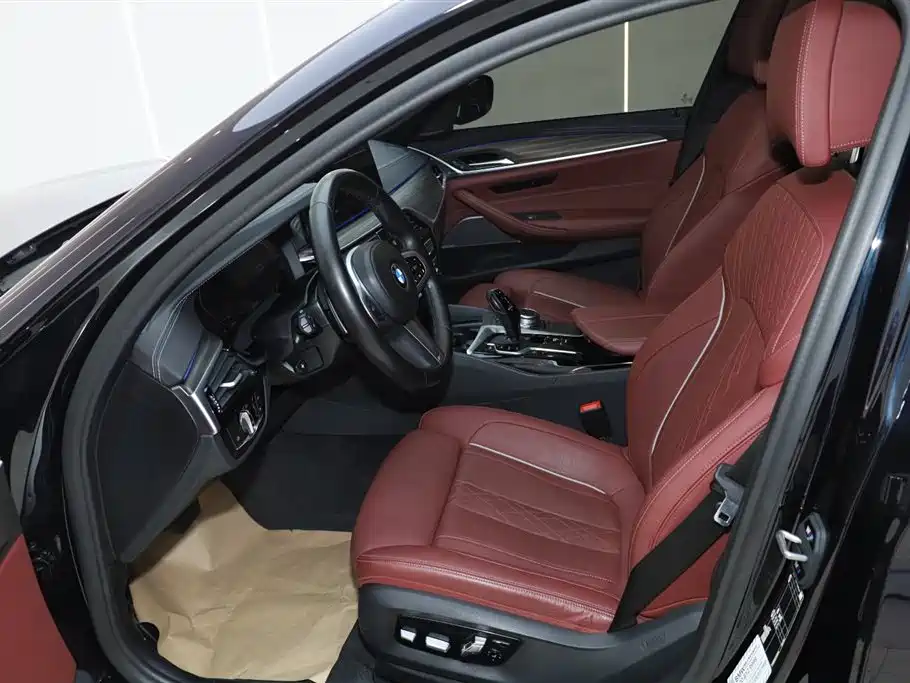 BMW 5 Series 2022 Facelift II 530Li Premium Package M Sport фото 9