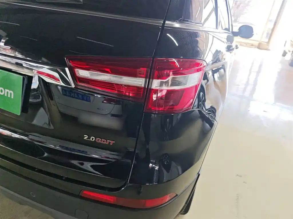 Haval H6 Coupe 2017 Red Label 2.0T Automatic 2WD Urban фото 24