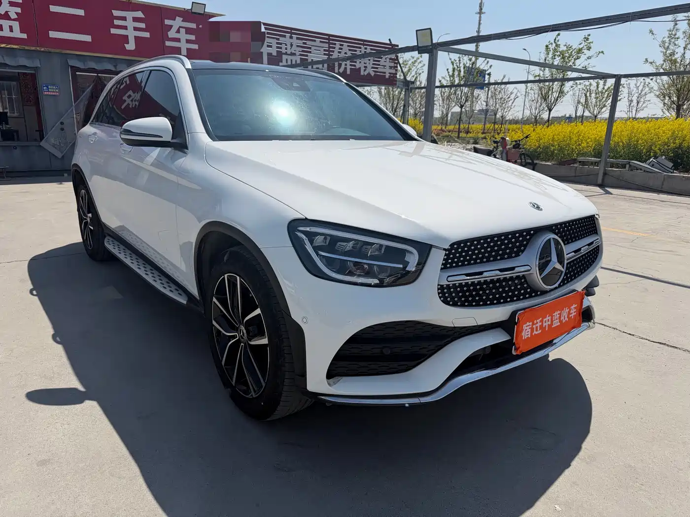 MERCEDES-BENZ GLC
