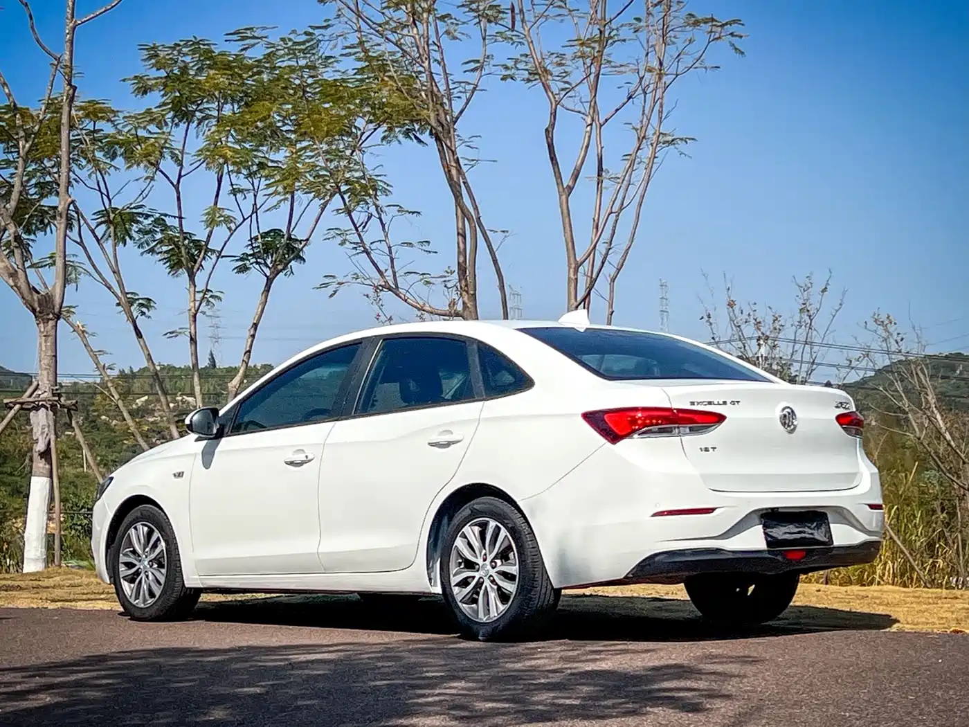 Buick Excelle 2019 18T Auto Connected Elite China VI фото 9