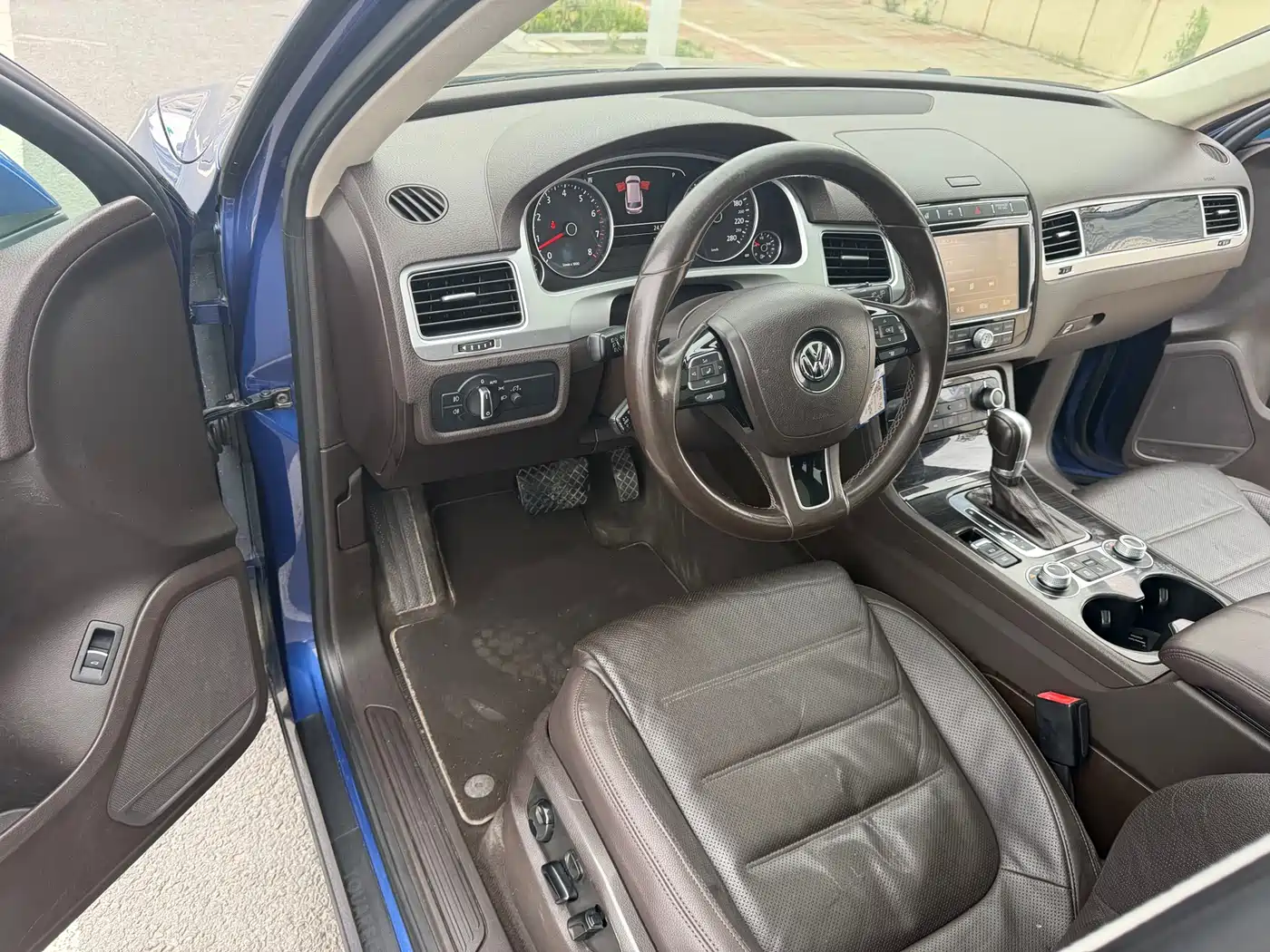 Volkswagen Touareg 2016 3.0TSI High Configuration фото 7