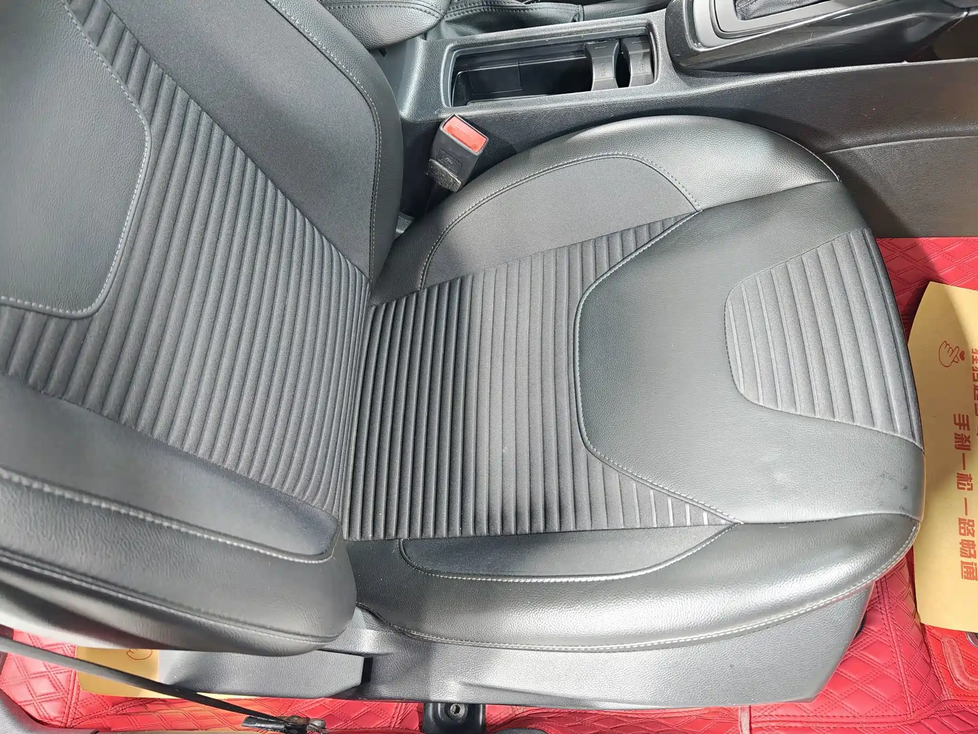 Фото 11 - Ford Focus